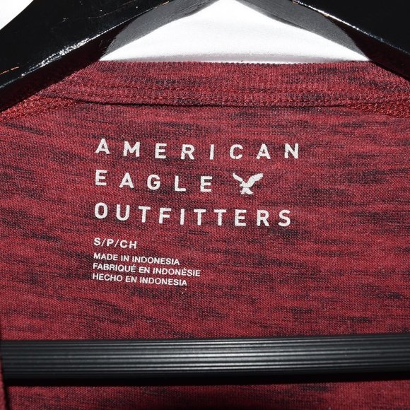 american eagle red  shirt - Picture 3 of 4
